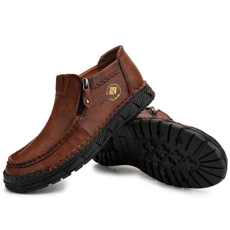 Men's Comfortable Slip-on Walking Shoes for Wide Toes