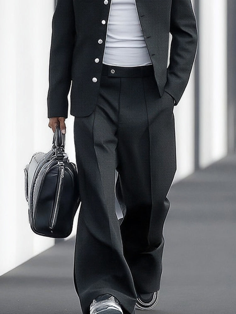 Ensemble tailleur pantalon large et coupe ajustée