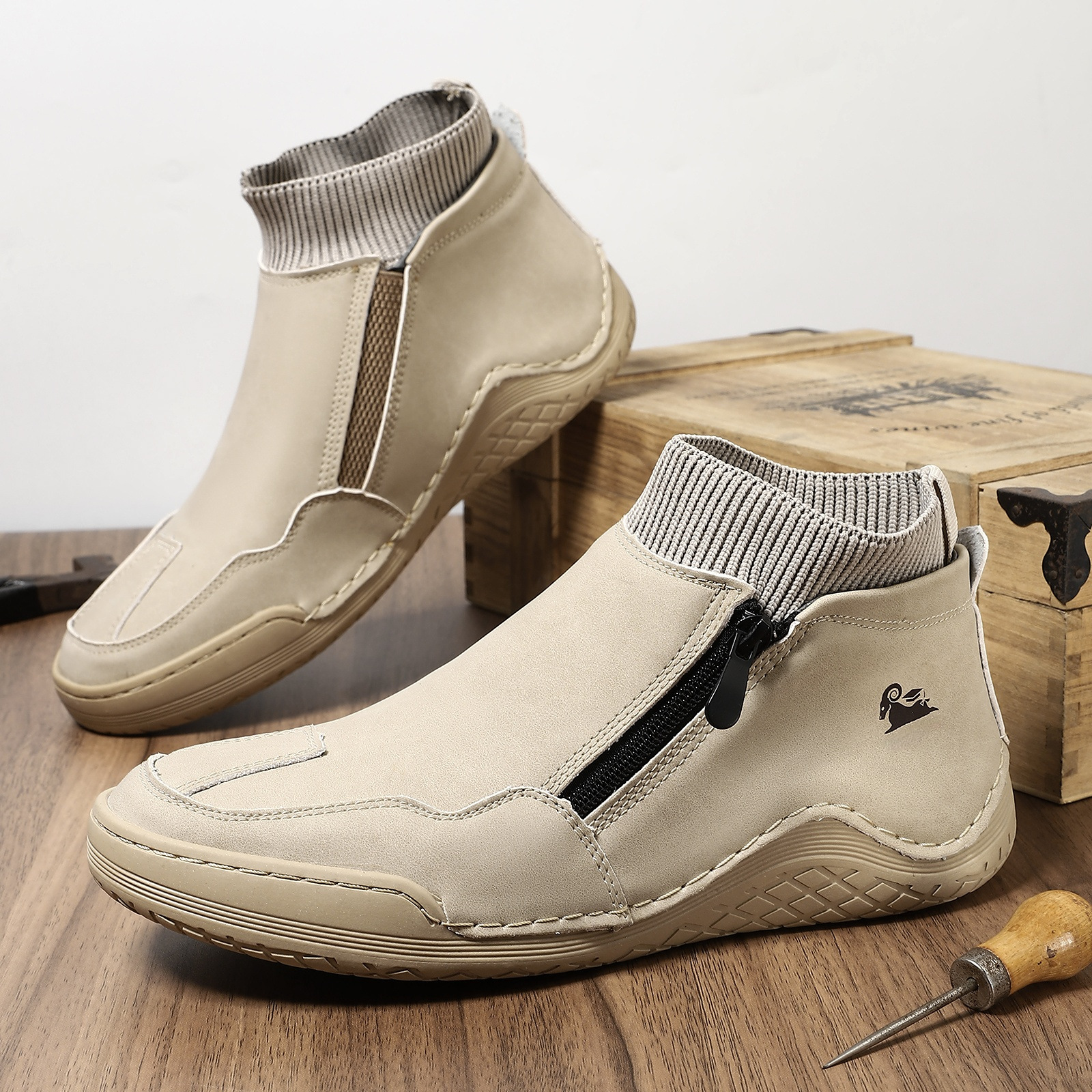 🔥Diese Woche im Angebot: 70% Rabatt!🔥 Herren-Freizeitsneaker – Atmungsaktives Synthetik-Obermaterial, rutschfeste Gummisohle, bequemes Textilfutter – ideal zum Gehen und Autofahren.