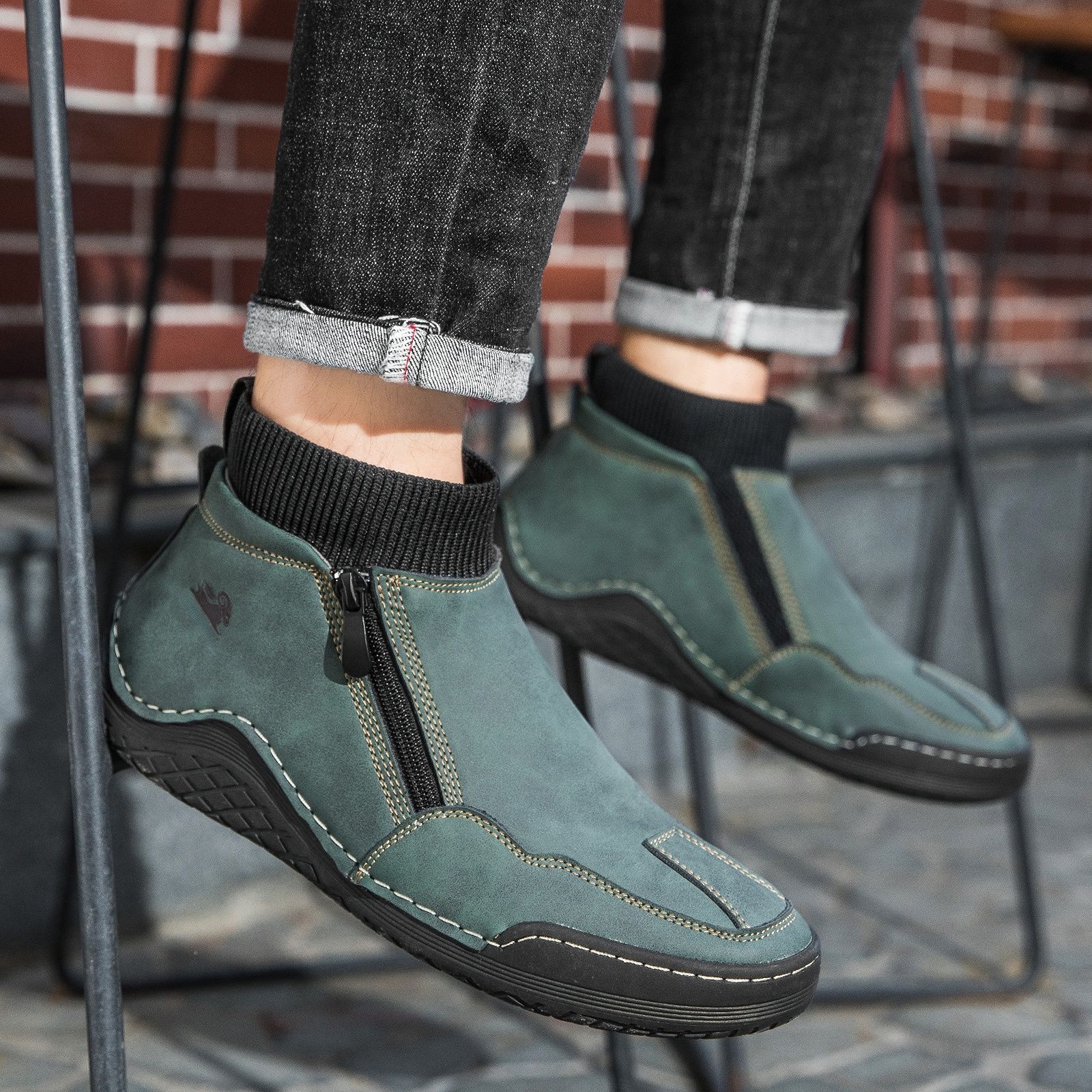 🔥Diese Woche im Angebot: 70% Rabatt!🔥 Herren-Freizeitsneaker – Atmungsaktives Synthetik-Obermaterial, rutschfeste Gummisohle, bequemes Textilfutter – ideal zum Gehen und Autofahren.