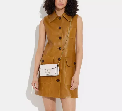 Tabby Crossbody Wristlet