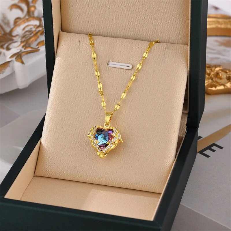 Luxury Zircon Crystal Heart Pendant Necklace For Women