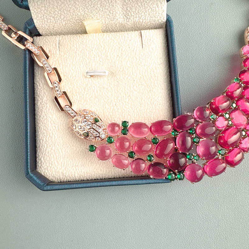 75 Carats Women Lady Inlay Cubic Zircon Red Beads Double Snake Pendant Rose Gold Color Chain