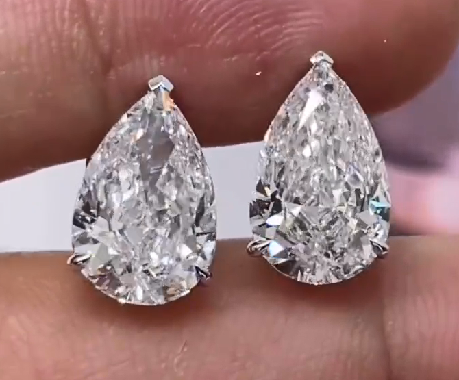 3.0 CT Sterling Silver Women's Stud Earring