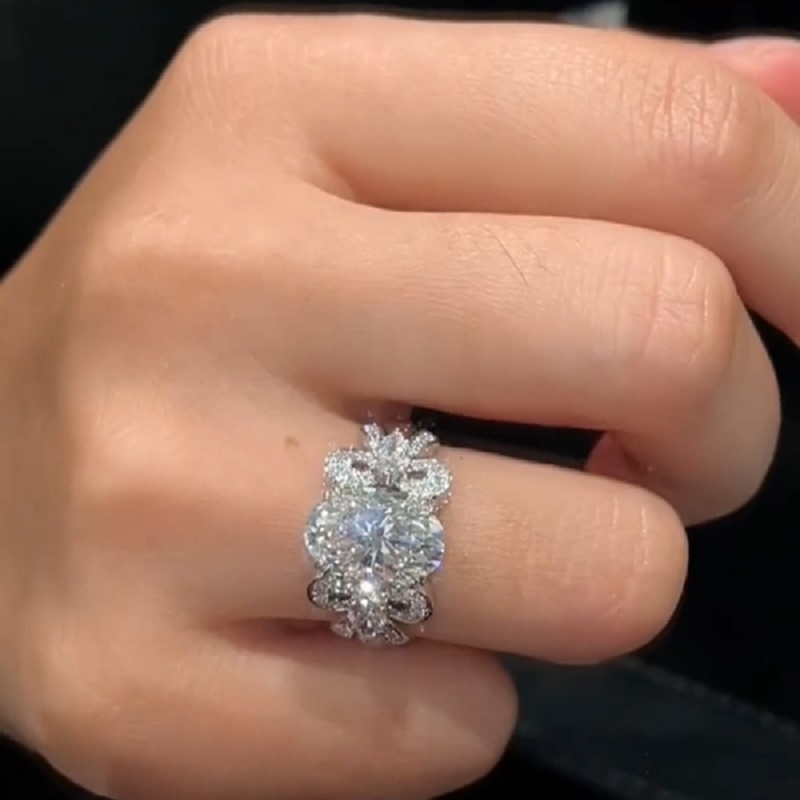 4.0 CT Bridal Couture Oval Cut Ladies Wedding Ring