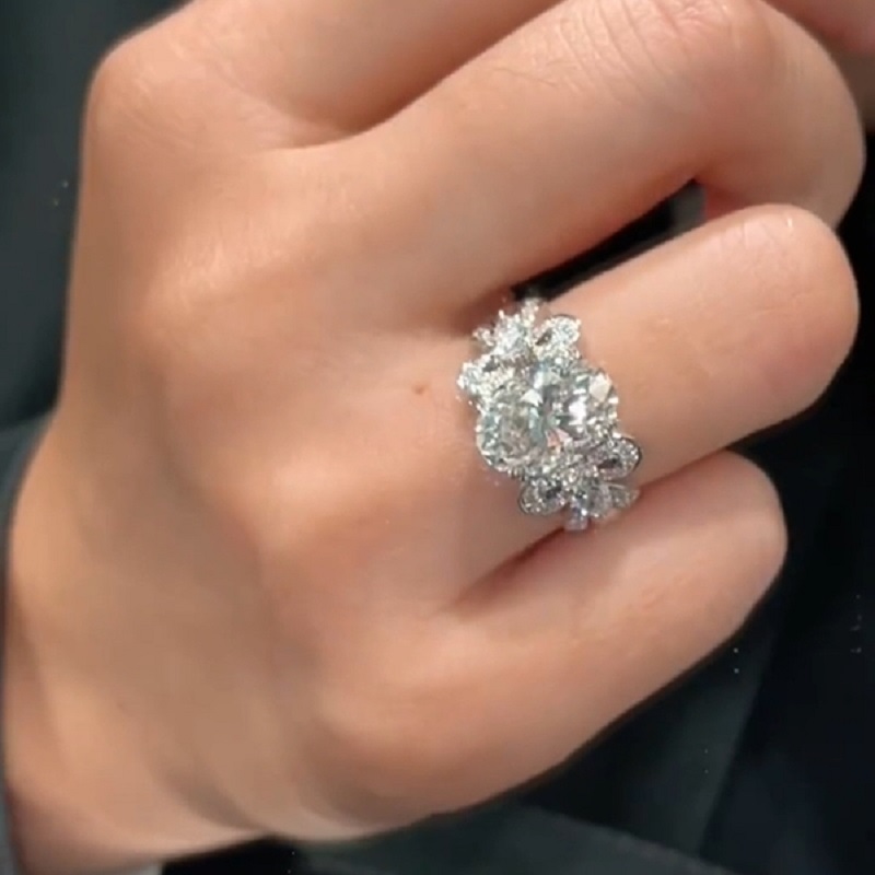4.0 CT Bridal Couture Oval Cut Ladies Wedding Ring