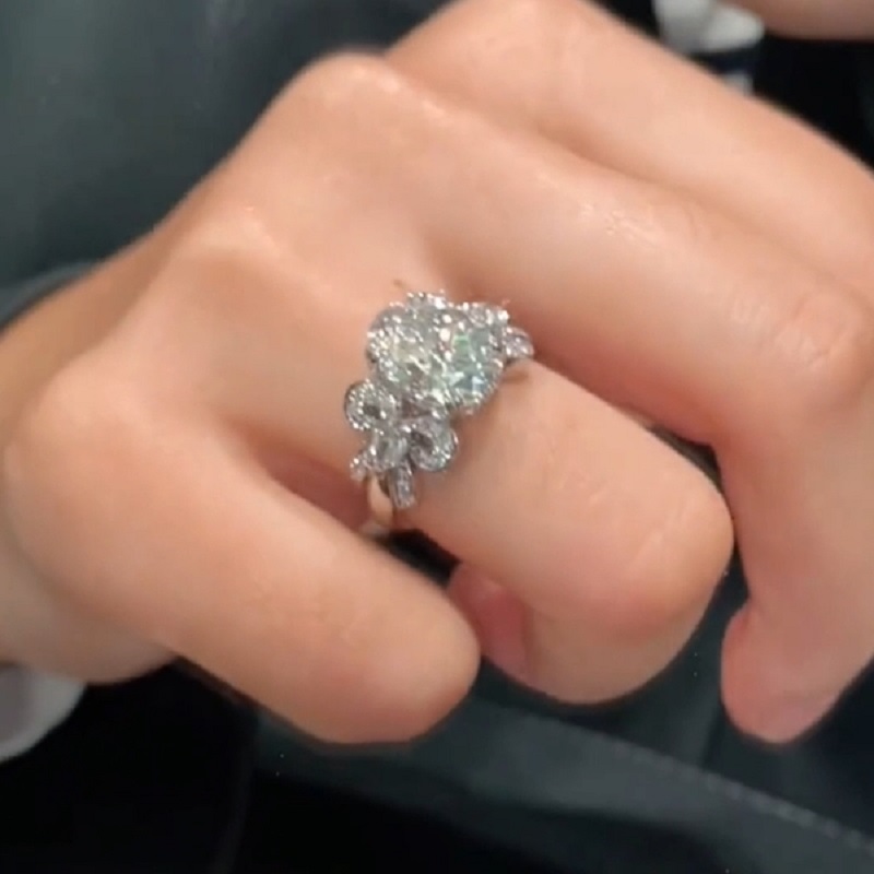 4.0 CT Bridal Couture Oval Cut Ladies Wedding Ring