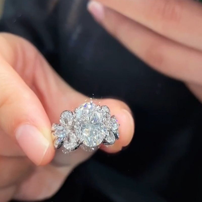 4.0 CT Bridal Couture Oval Cut Ladies Wedding Ring