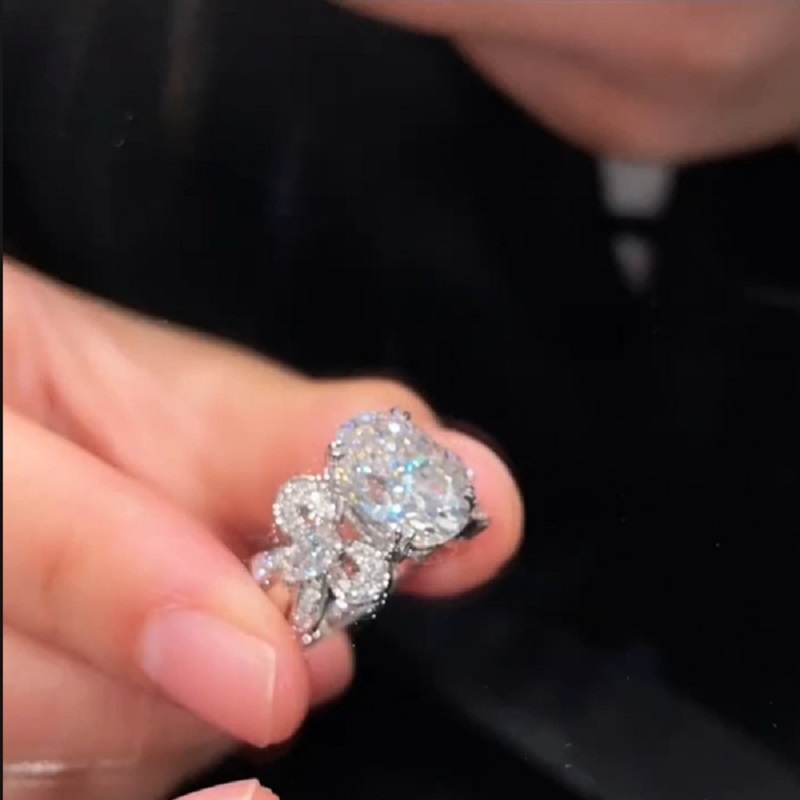 4.0 CT Bridal Couture Oval Cut Ladies Wedding Ring