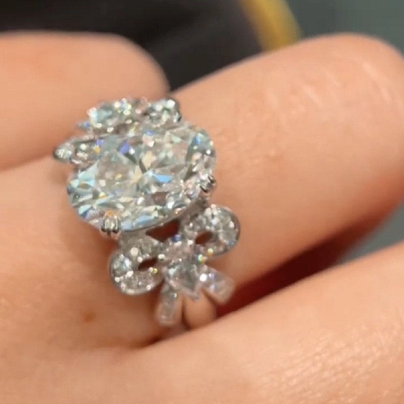 4.0 CT Bridal Couture Oval Cut Ladies Wedding Ring