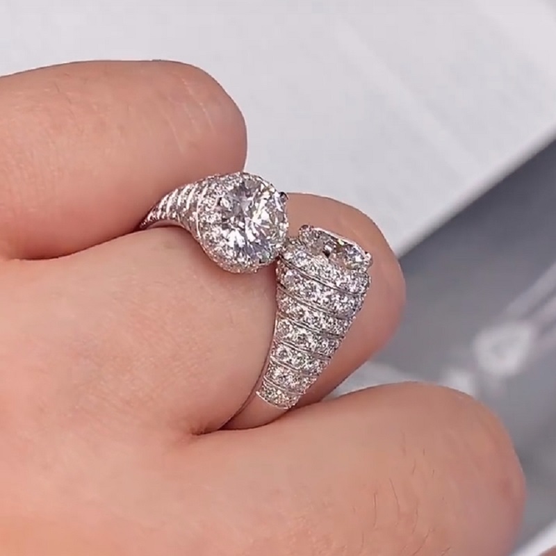 4.0CT White Gold Ring With Two Round Diamonds And Pave Diamonds