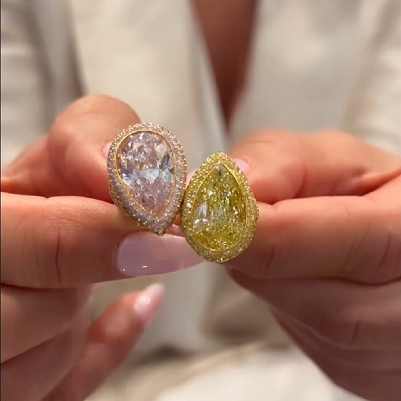 6.0CT Yellow And Pink Color Separation Double Pear Cut Diamonds Ring