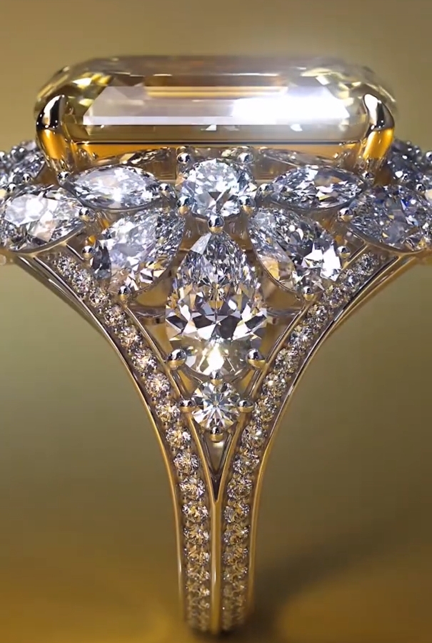 6 CT Crushed Ice Emerald Cut  Gemstone Wedding Engagement Ring