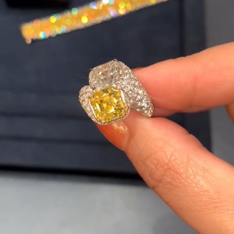 6.0CT Yellow And White Color Separation Double Asscher Cut Diamonds Ring
