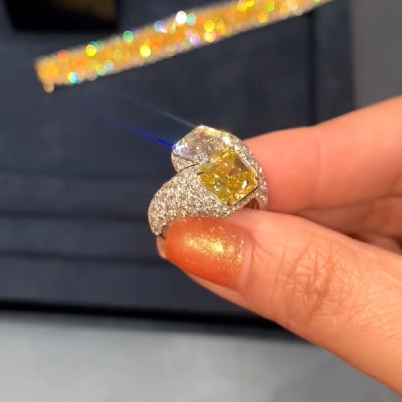 6.0CT Yellow And White Color Separation Double Asscher Cut Diamonds Ring
