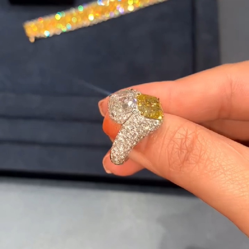 6.0CT Yellow And White Color Separation Double Asscher Cut Diamonds Ring