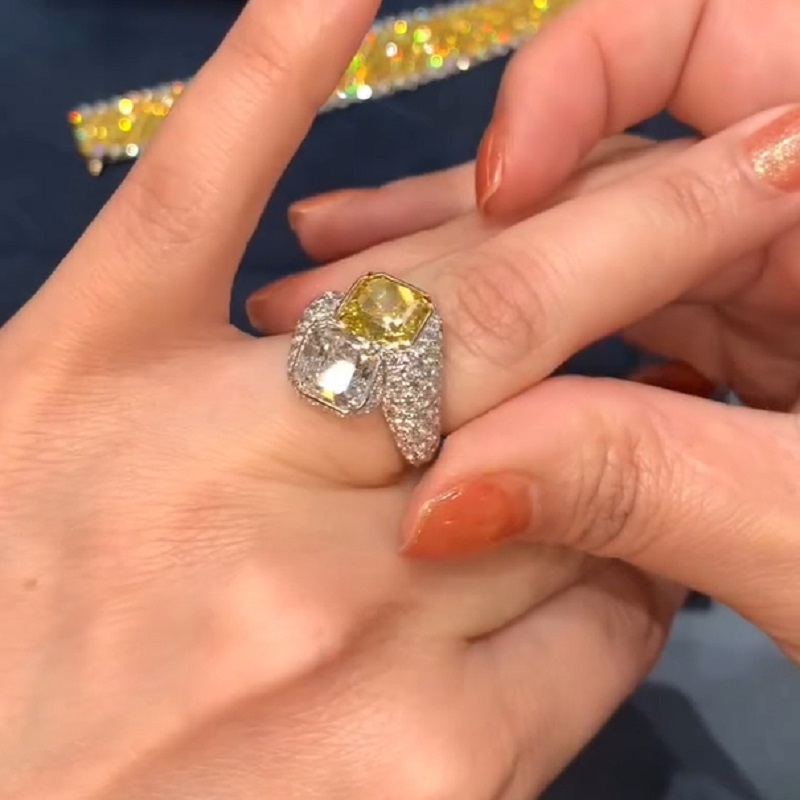 6.0CT Yellow And White Color Separation Double Asscher Cut Diamonds Ring