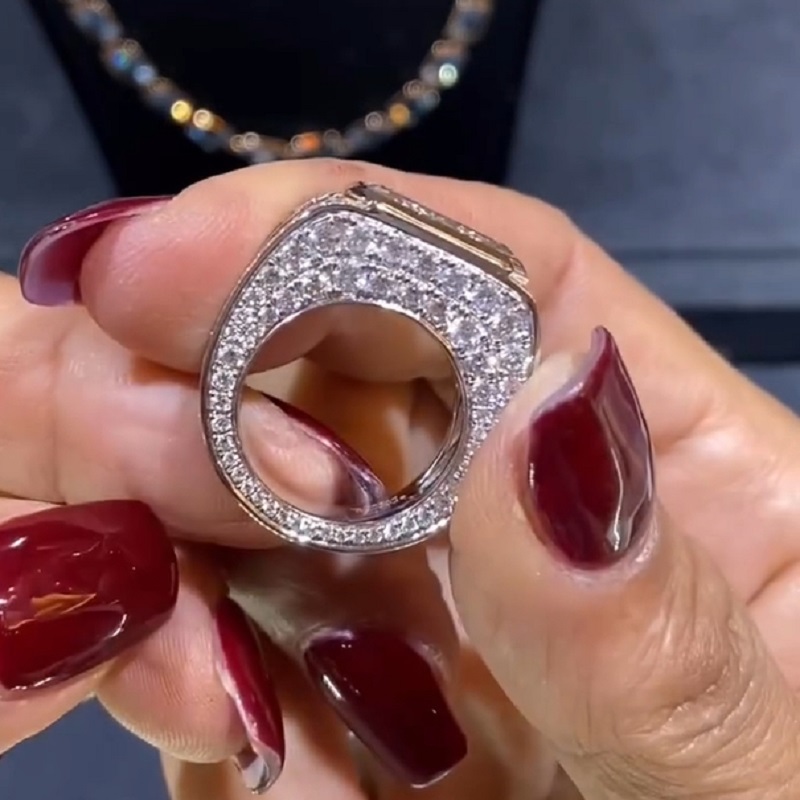 10.0CT Elegant Emerald Cut Diamond Engagement Ring