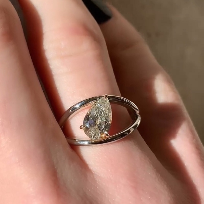 1.4CT Split Shank Halo Design Pear Cut Solitaire Engagement Ring