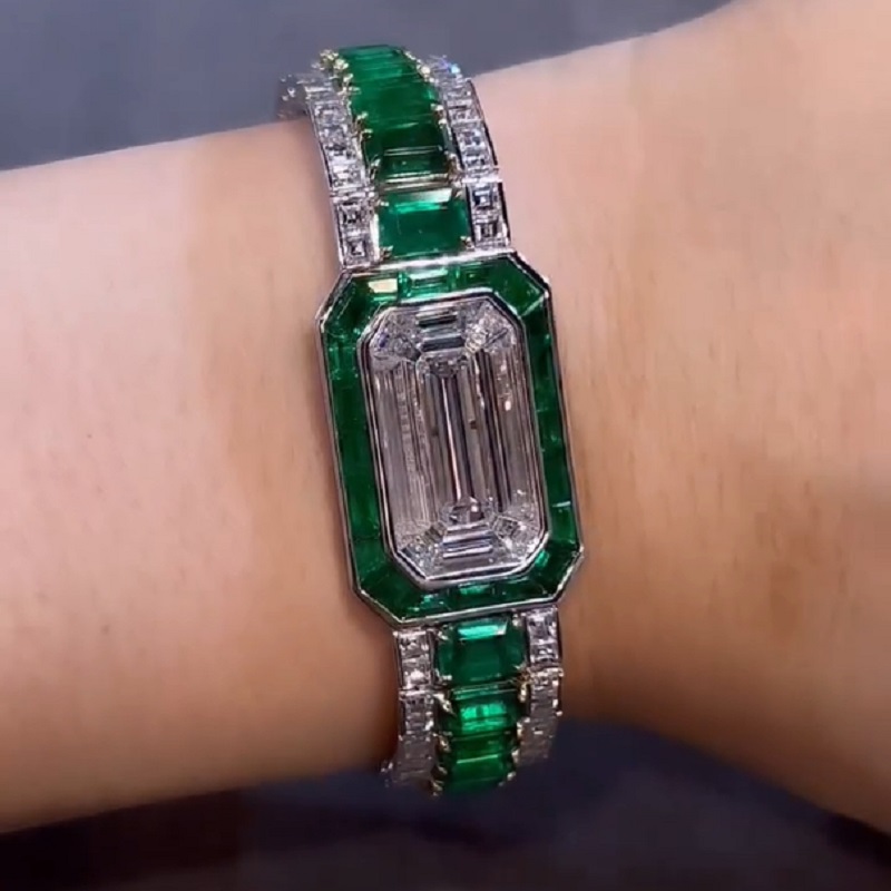 37 Carat Emerald Simulated Diamond/Green Emerald Band Bracelet 14k White Gold Over