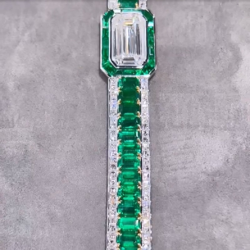 37 Carat Emerald Simulated Diamond/Green Emerald Band Bracelet 14k White Gold Over