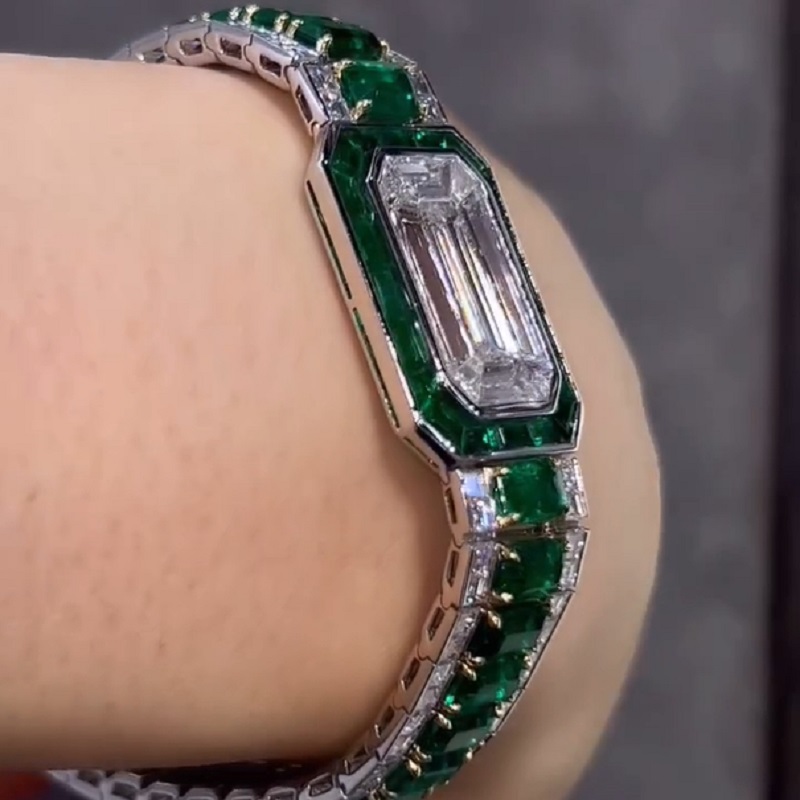 37 Carat Emerald Simulated Diamond/Green Emerald Band Bracelet 14k White Gold Over