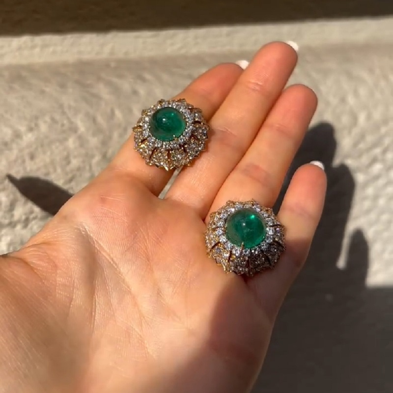 18K Yellow Gold Natural Round Cut Emerald Earrings Studs With Diamonds