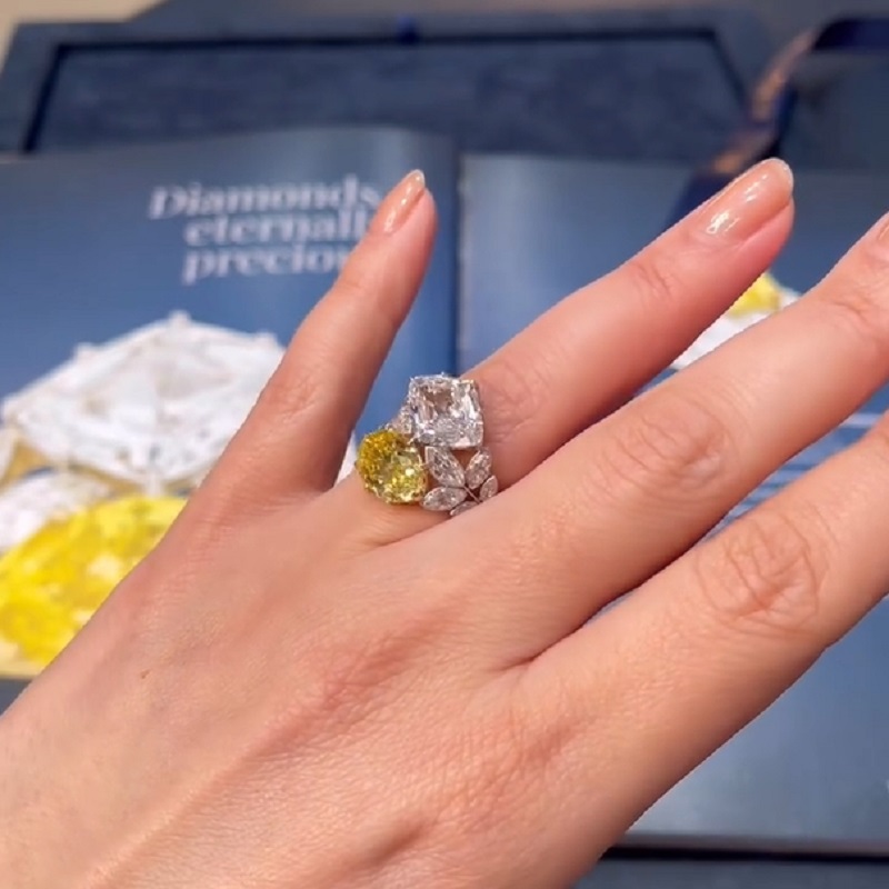6.99 Carats Yellow And White Color Symmetry Double Stone Diamonds Ring