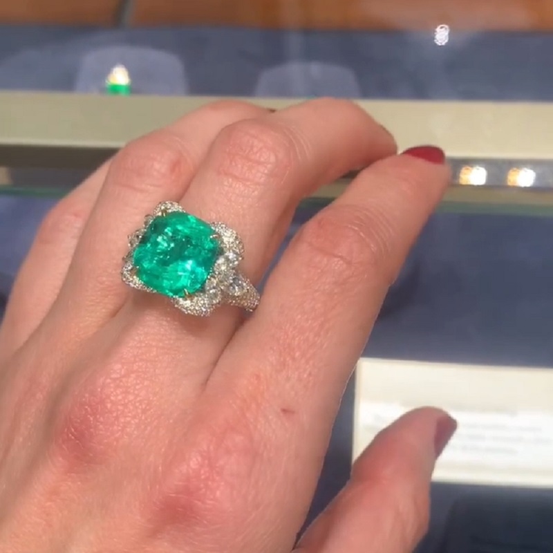 6.29 Carats Cushion Cut Russian Emerald Floral Ring