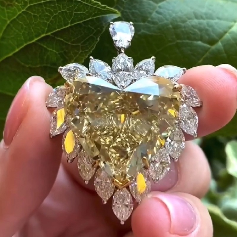 37.66 Carats Featuring Fancy Brownish Yellow Diamond Necklace