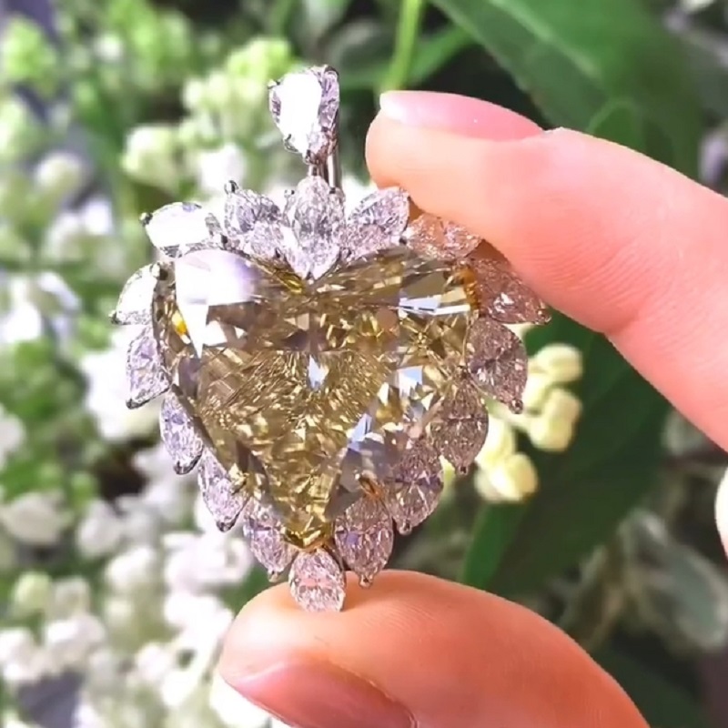 37.66 Carats Featuring Fancy Brownish Yellow Diamond Necklace