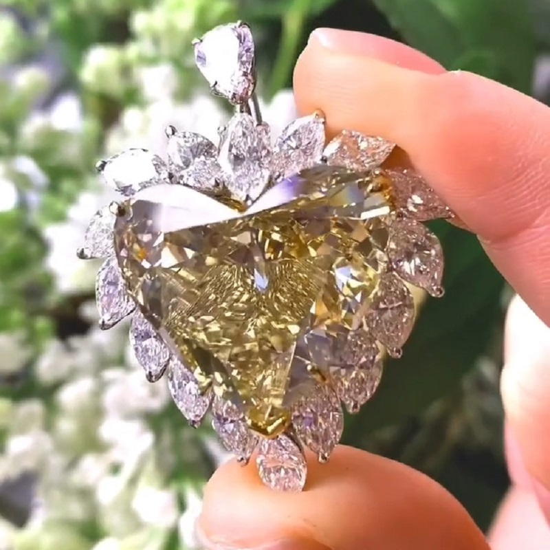 37.66 Carats Featuring Fancy Brownish Yellow Diamond Necklace