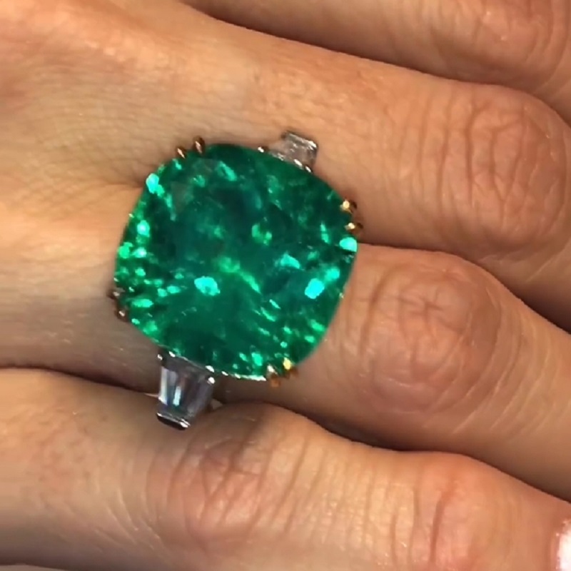 21.0 Carats Cushion Cut Emerald & Diamond Three-Stone Halo Ring