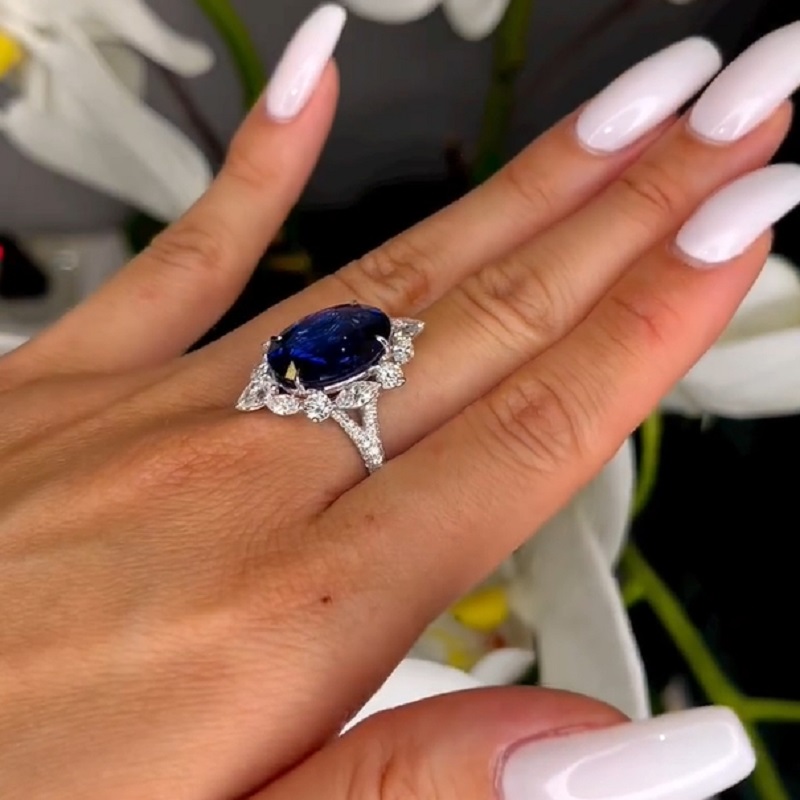 8.0 Carat Oval Cut Blue Sapphire Engagement Wedding Ring