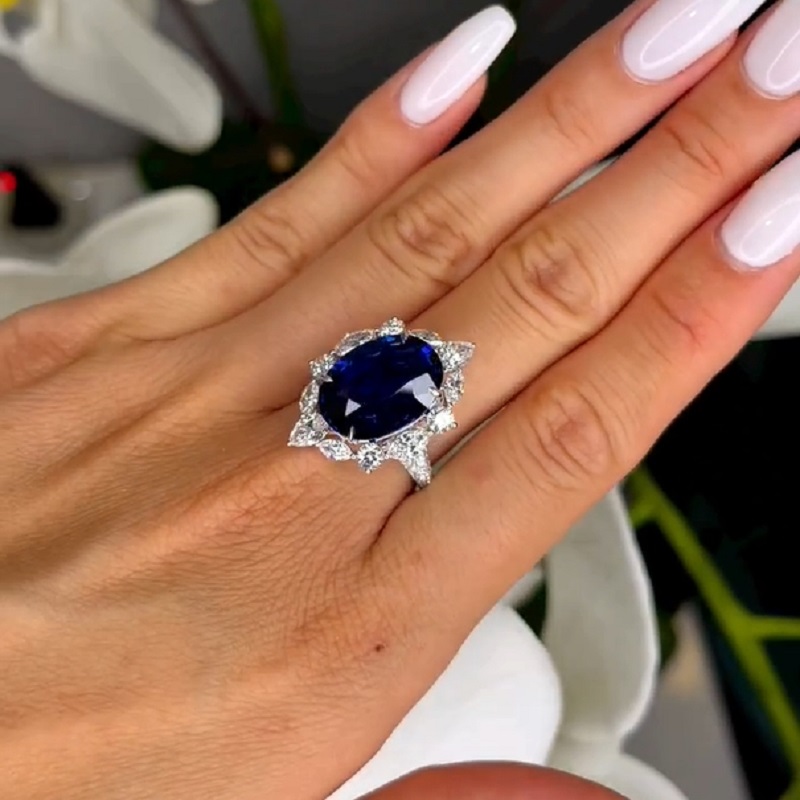 8.0 Carat Oval Cut Blue Sapphire Engagement Wedding Ring