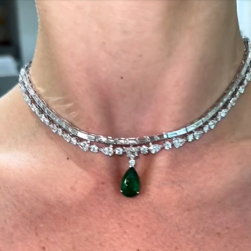9.0 Carats Pear Cut Emerald & Moissanite Tennis Necklace