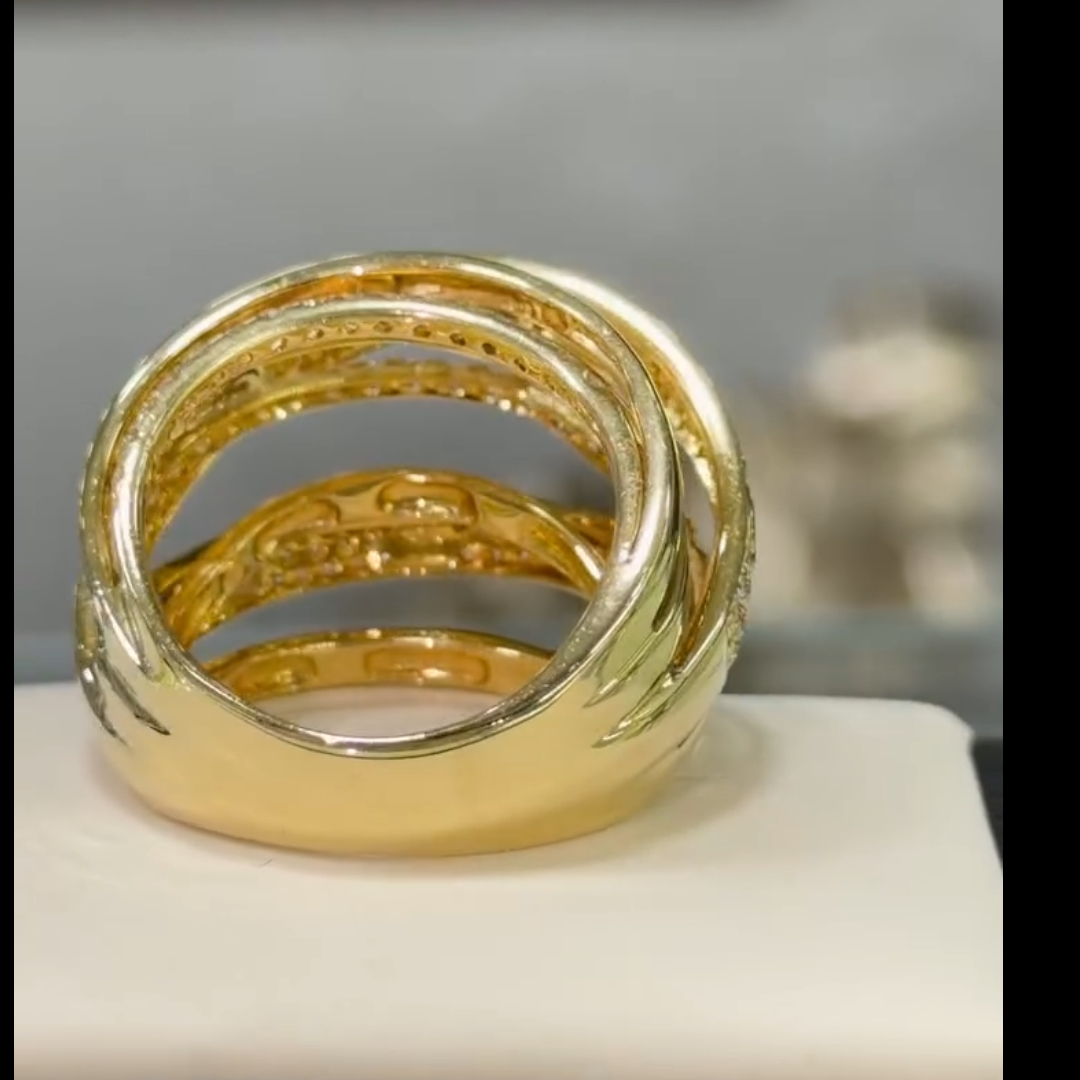 4.75ctw Bypass Design Ring in Gold Palting