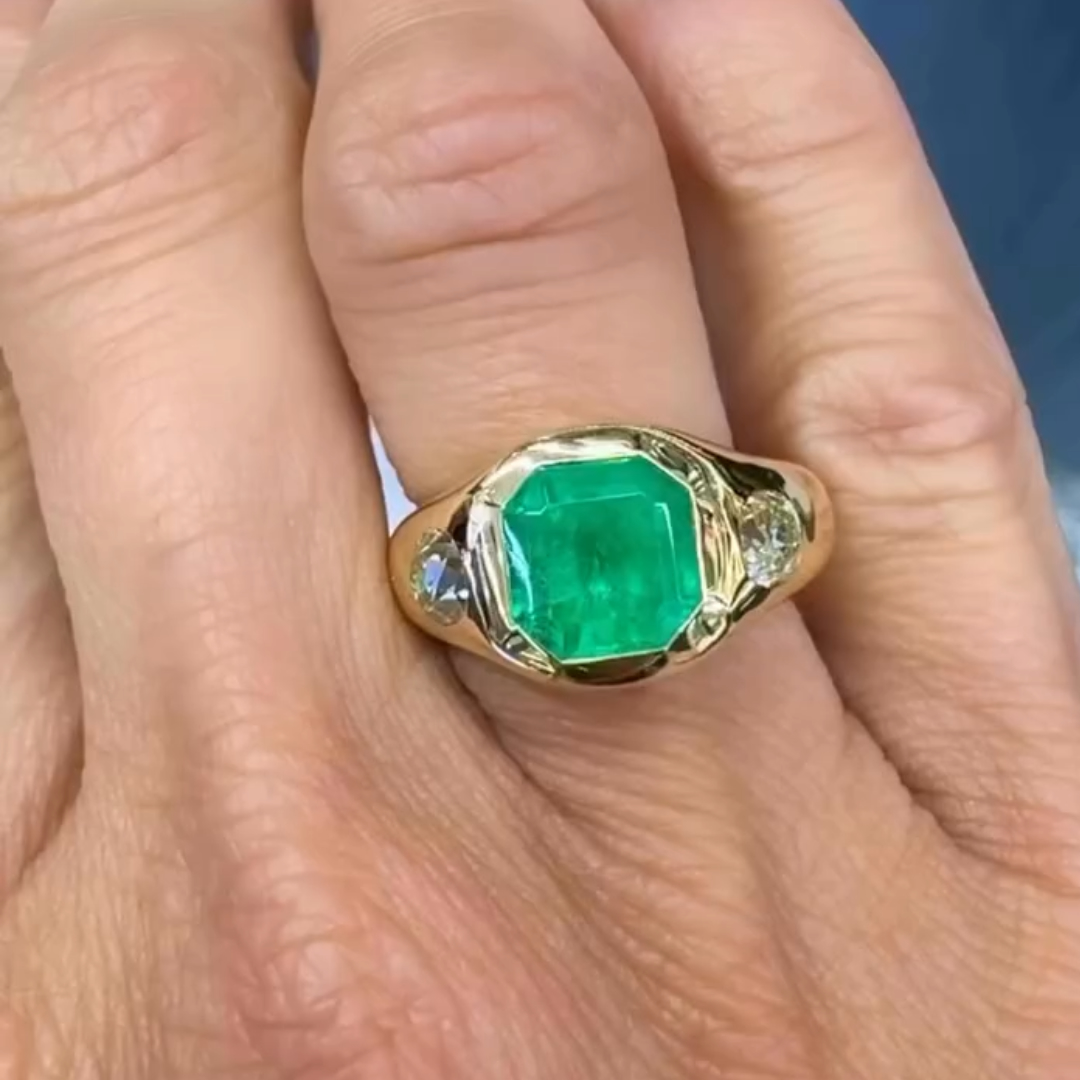 4.2ctw Bezel Setting Old Cut Emerald Ring