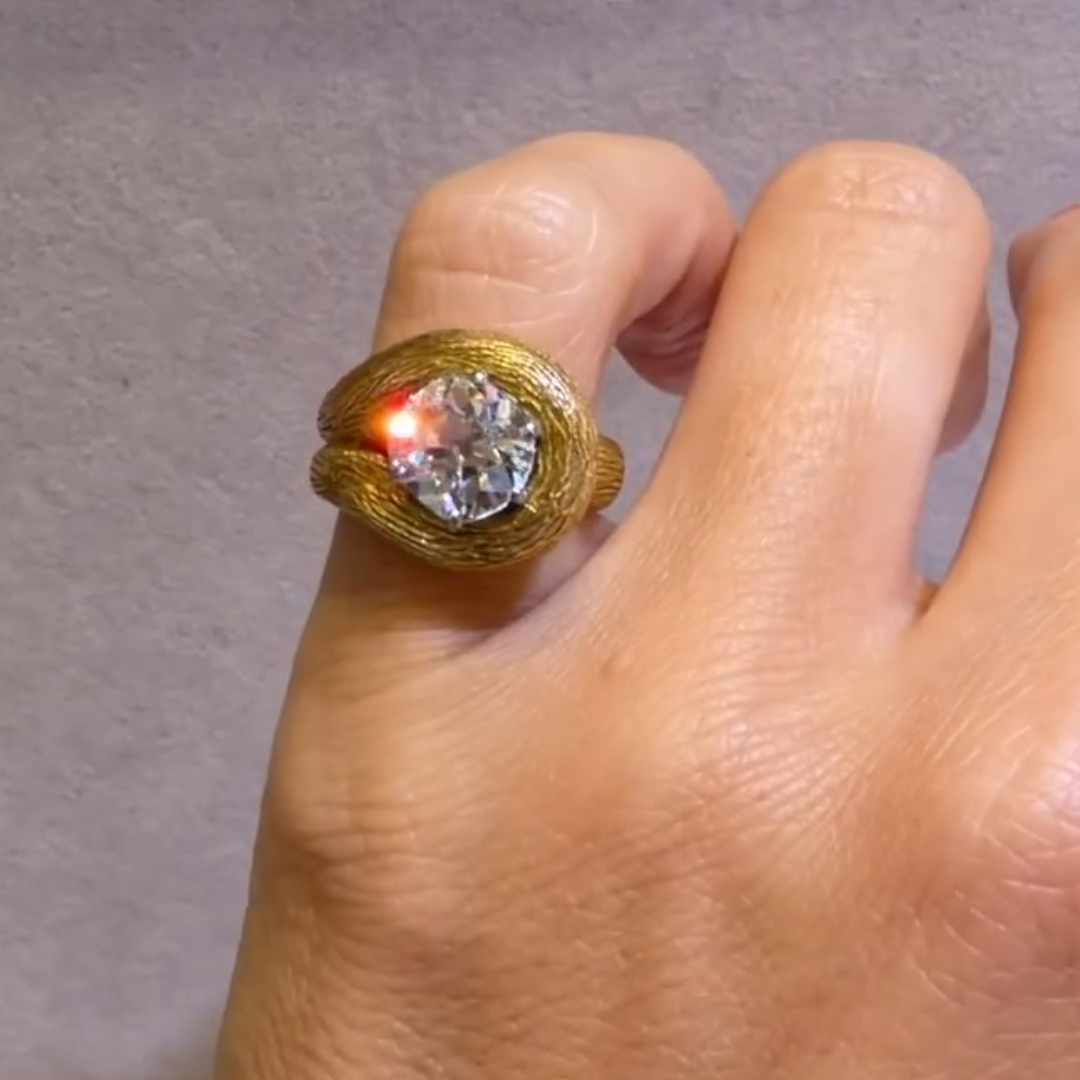 Exquisite Retro Design 1.76ct White Stone Solitaire Ring