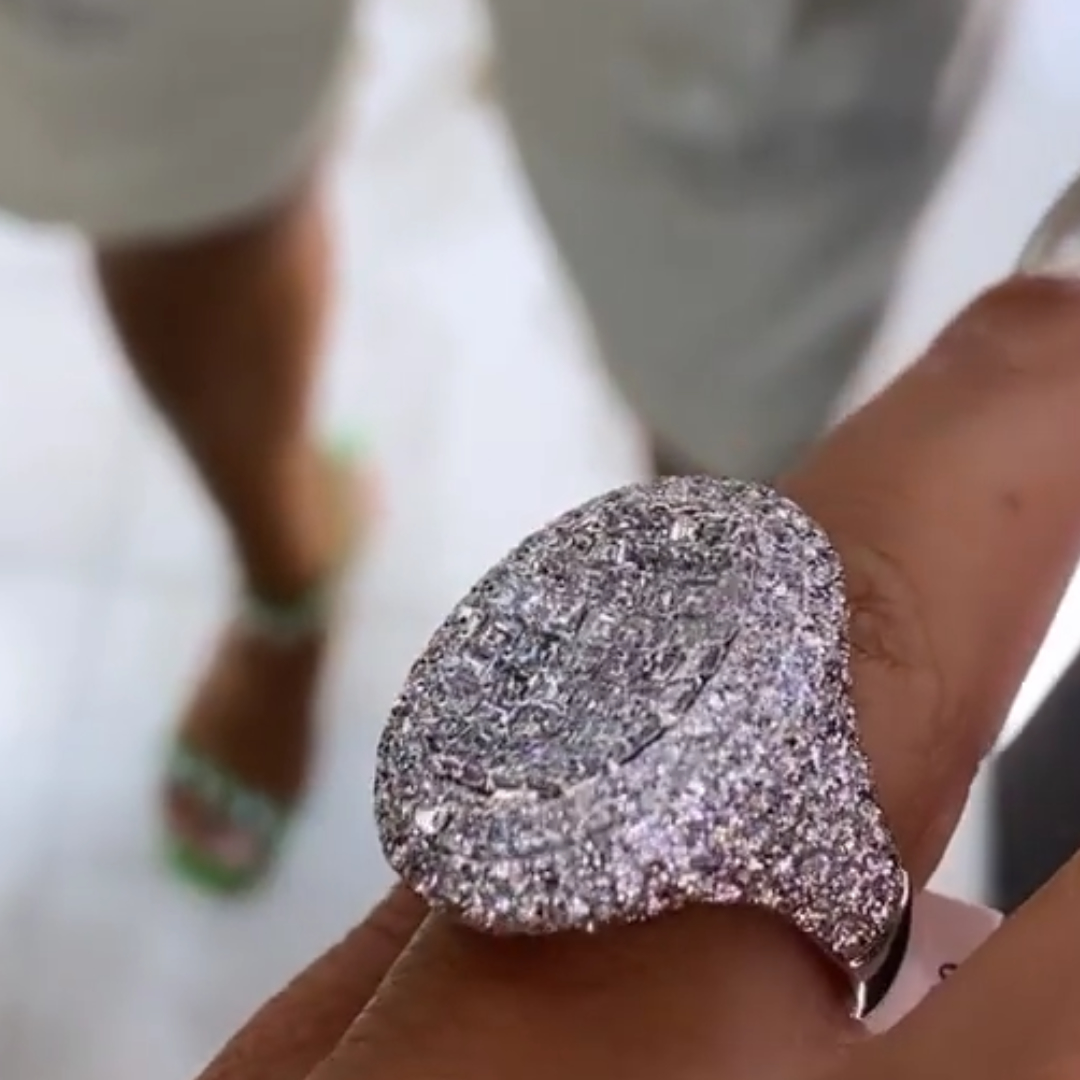 13.75ctw Pave Setting White Stone Cocktail Ring