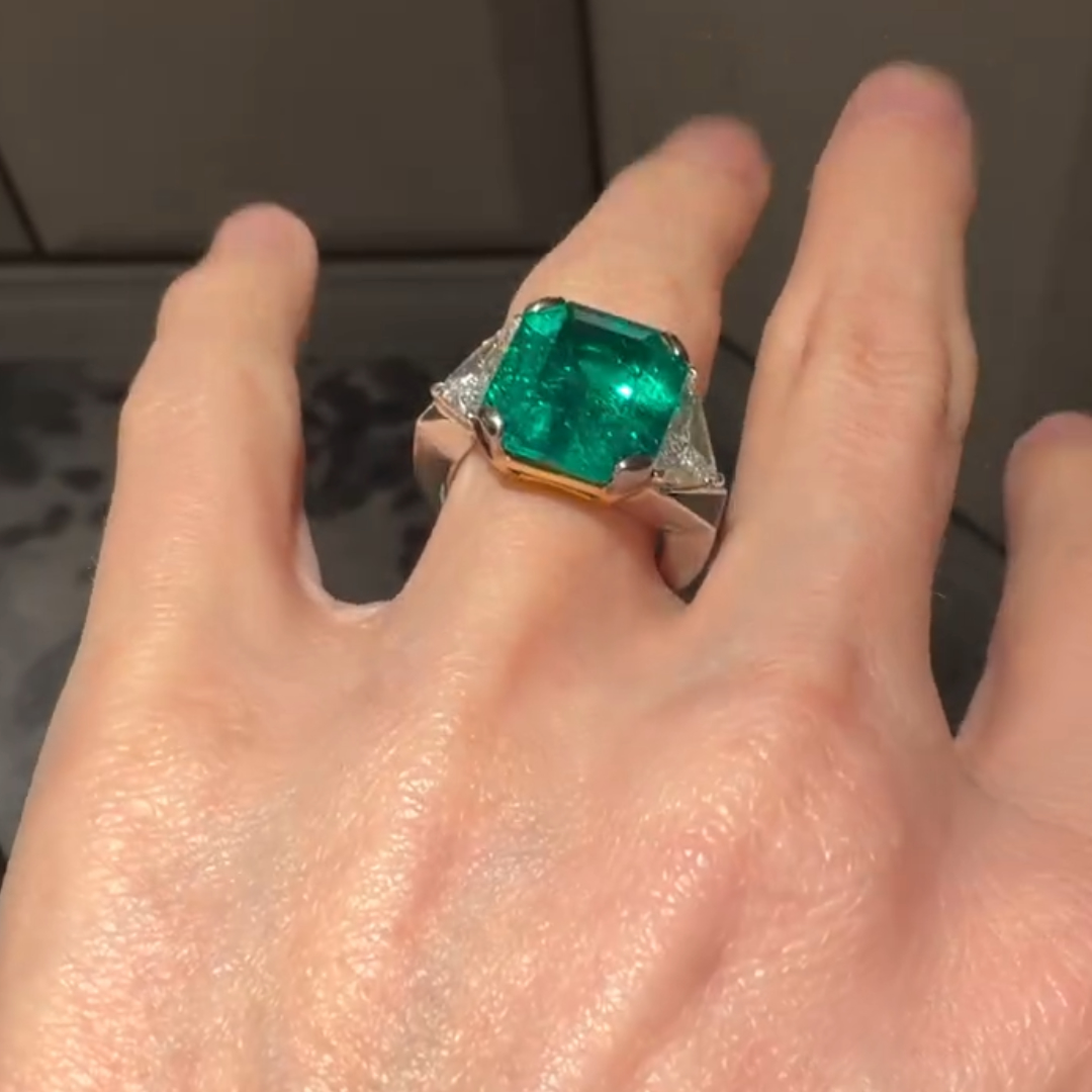 Three-stone Design 9.71ct Colombian Emerald Ring with Two Trillion Cut Stone
