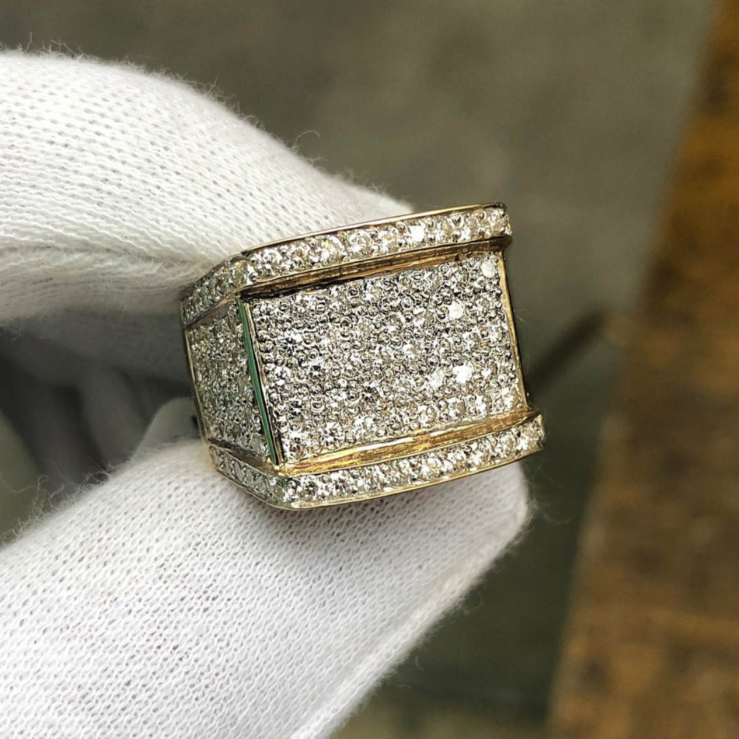 9.79ctw Full Pave Set Men‘s White Stone Ring