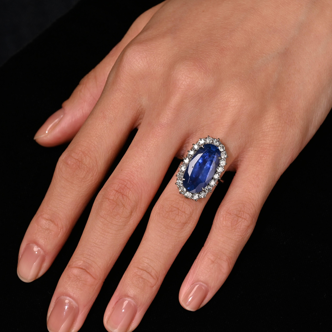 Antique Old Mine 11.30 Carat  Blue Sapphire Stone Ring