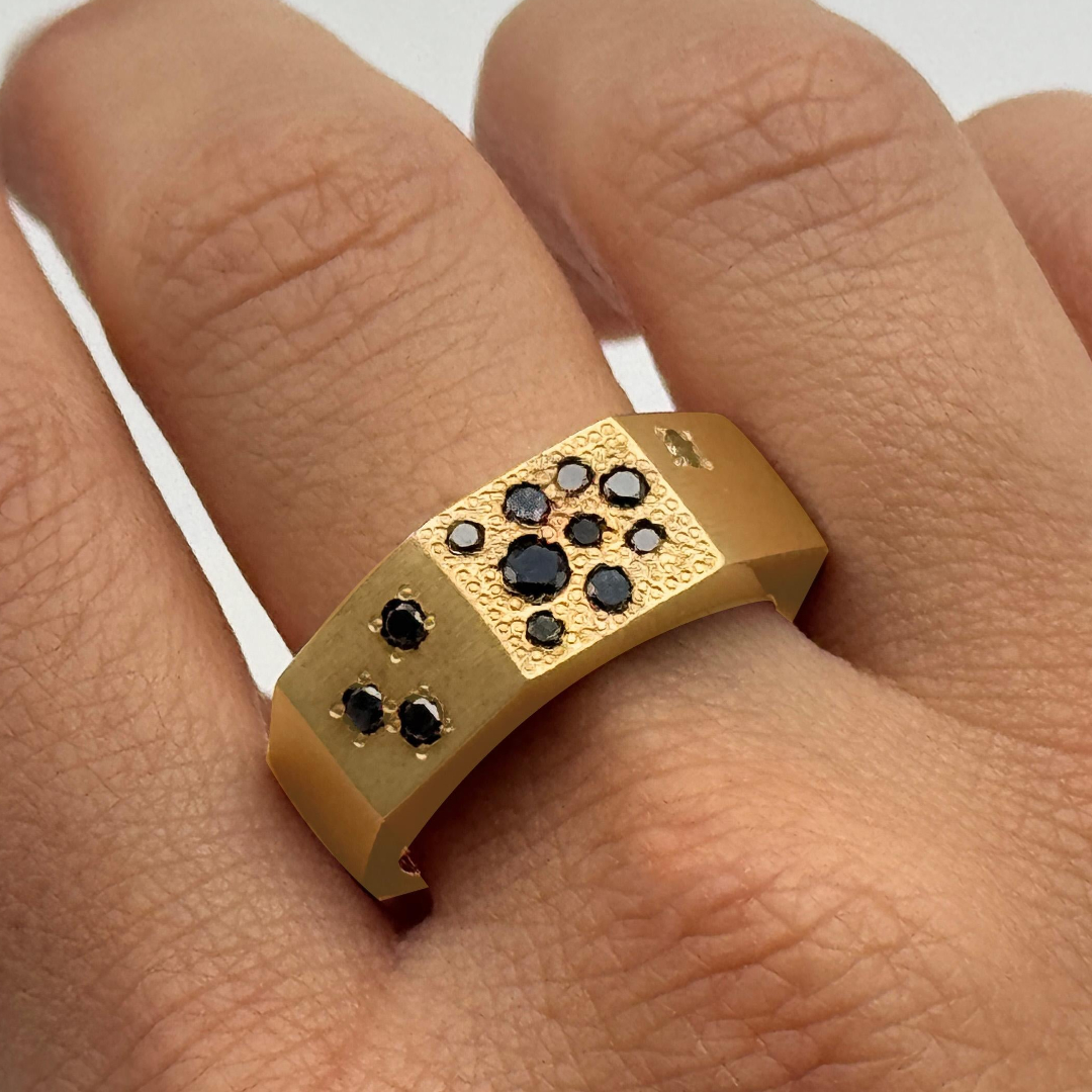 0.55 Carats Black Stone Man Band Ring in Gold Tone