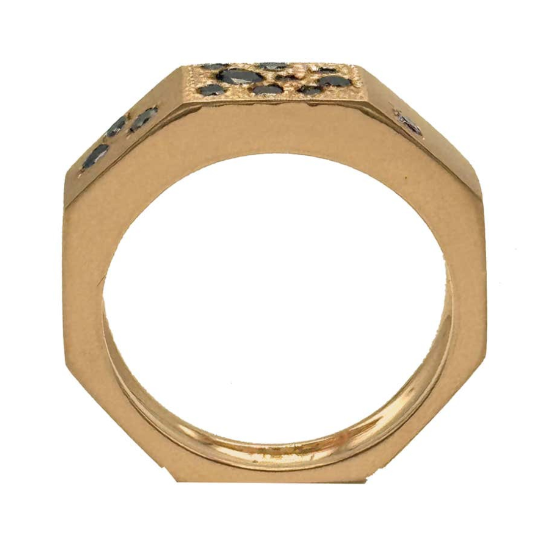 0.55 Carats Black Stone Man Band Ring in Gold Tone