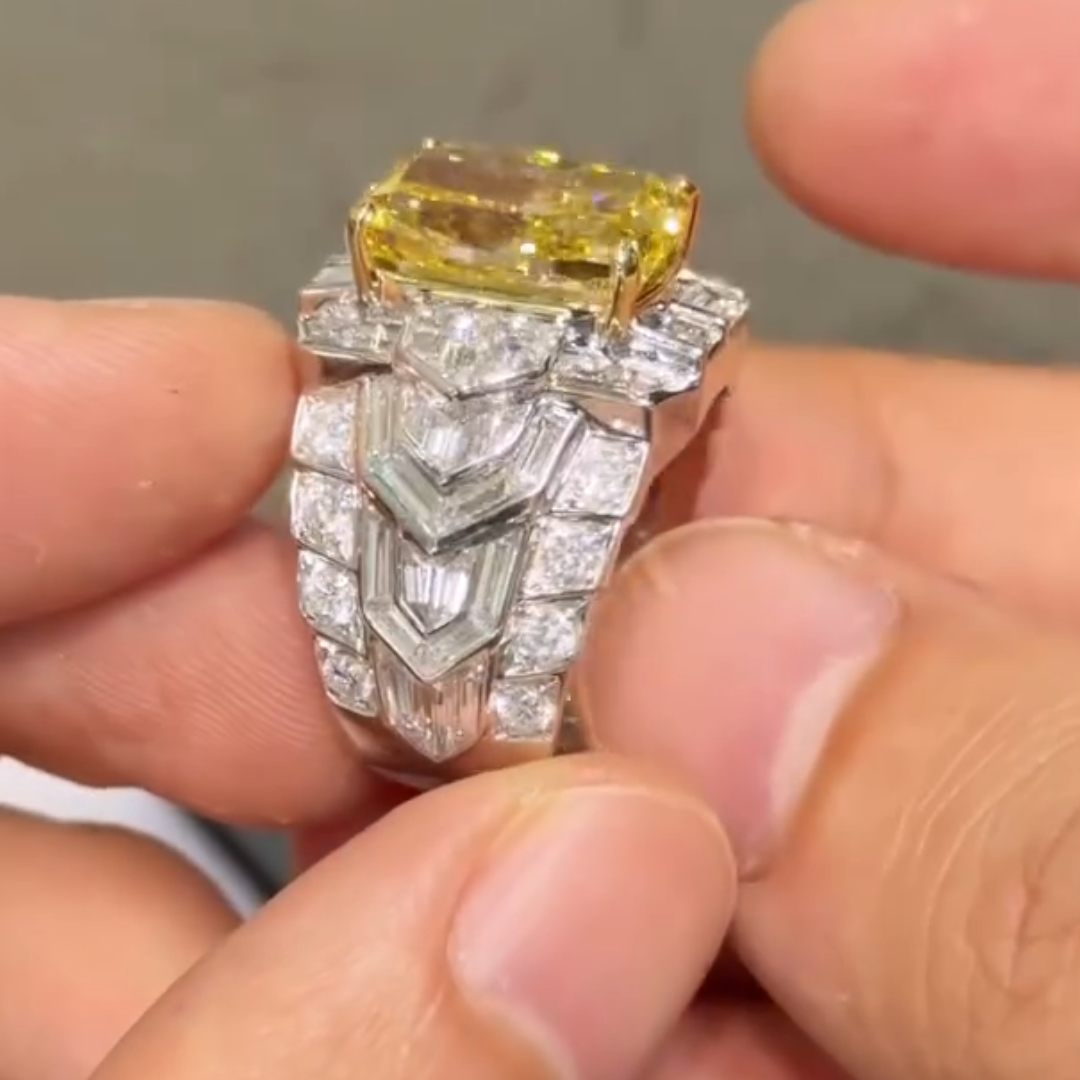 Bold Men's 10ct Radiant Cut Yellow Stone Ring
