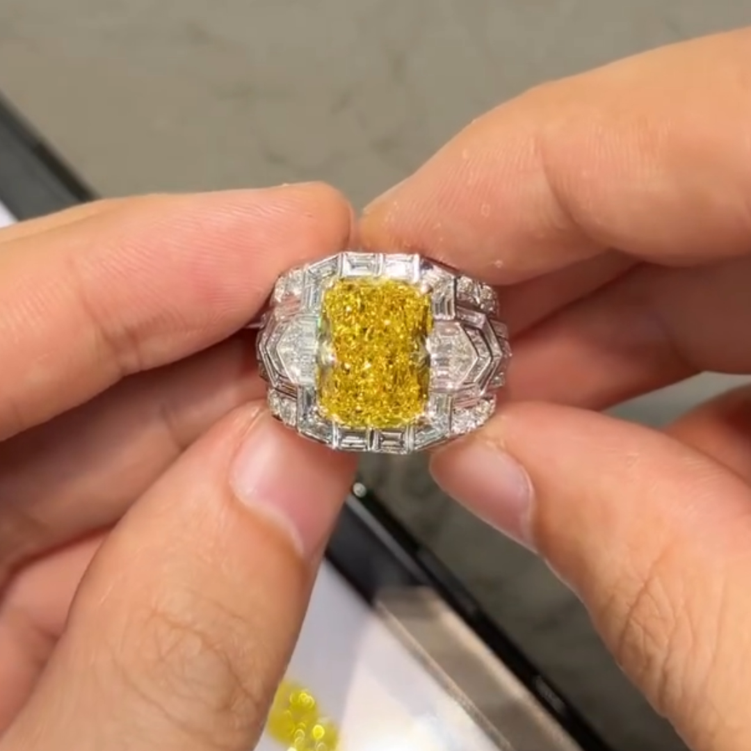 Bold Men's 10ct Radiant Cut Yellow Stone Ring