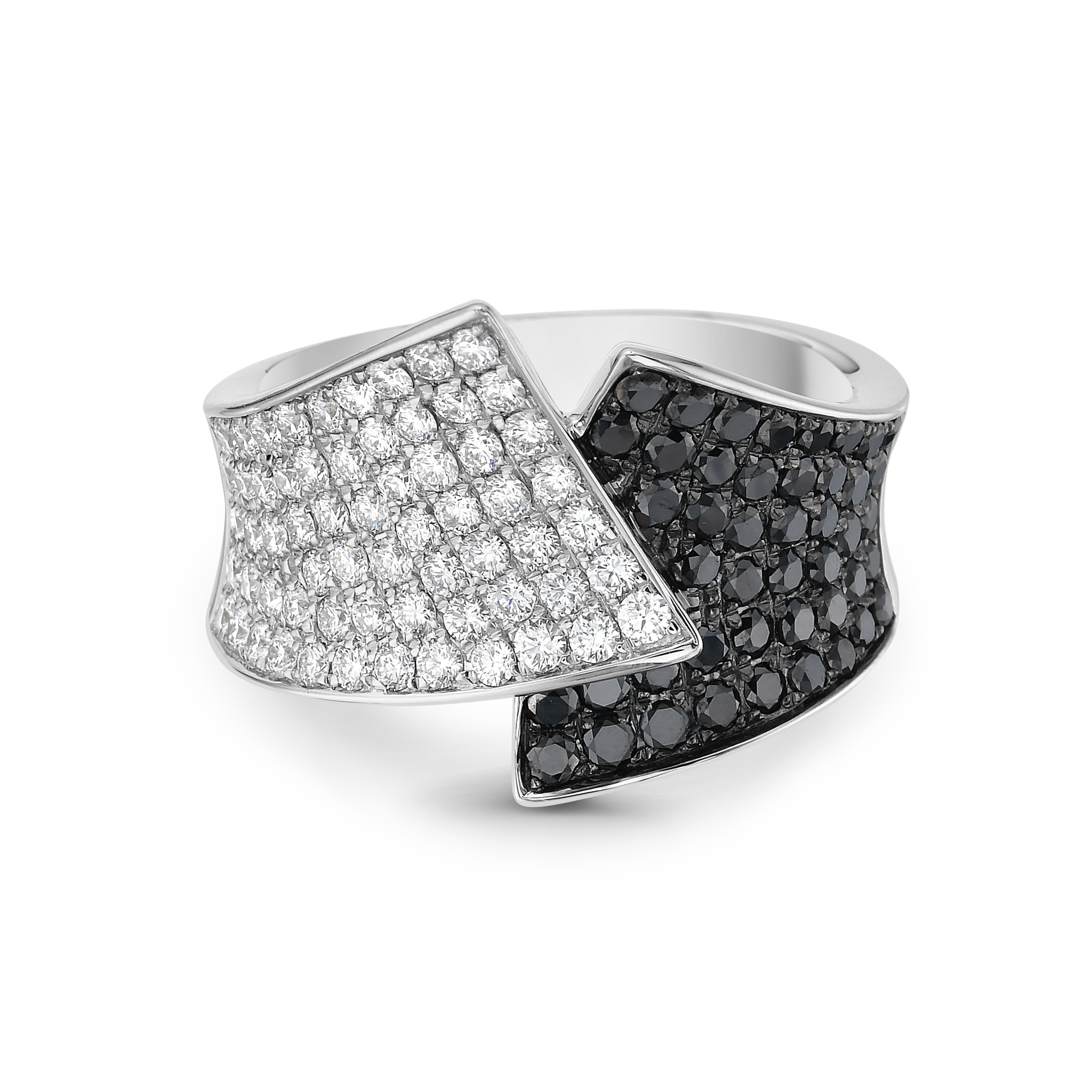 Pavé Setting White Stone & Black Stone Overlap Ring