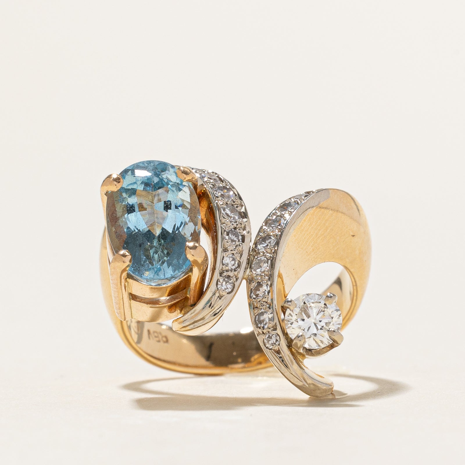 2.16ctw Aquamarine & White Stone Cocktail Ring