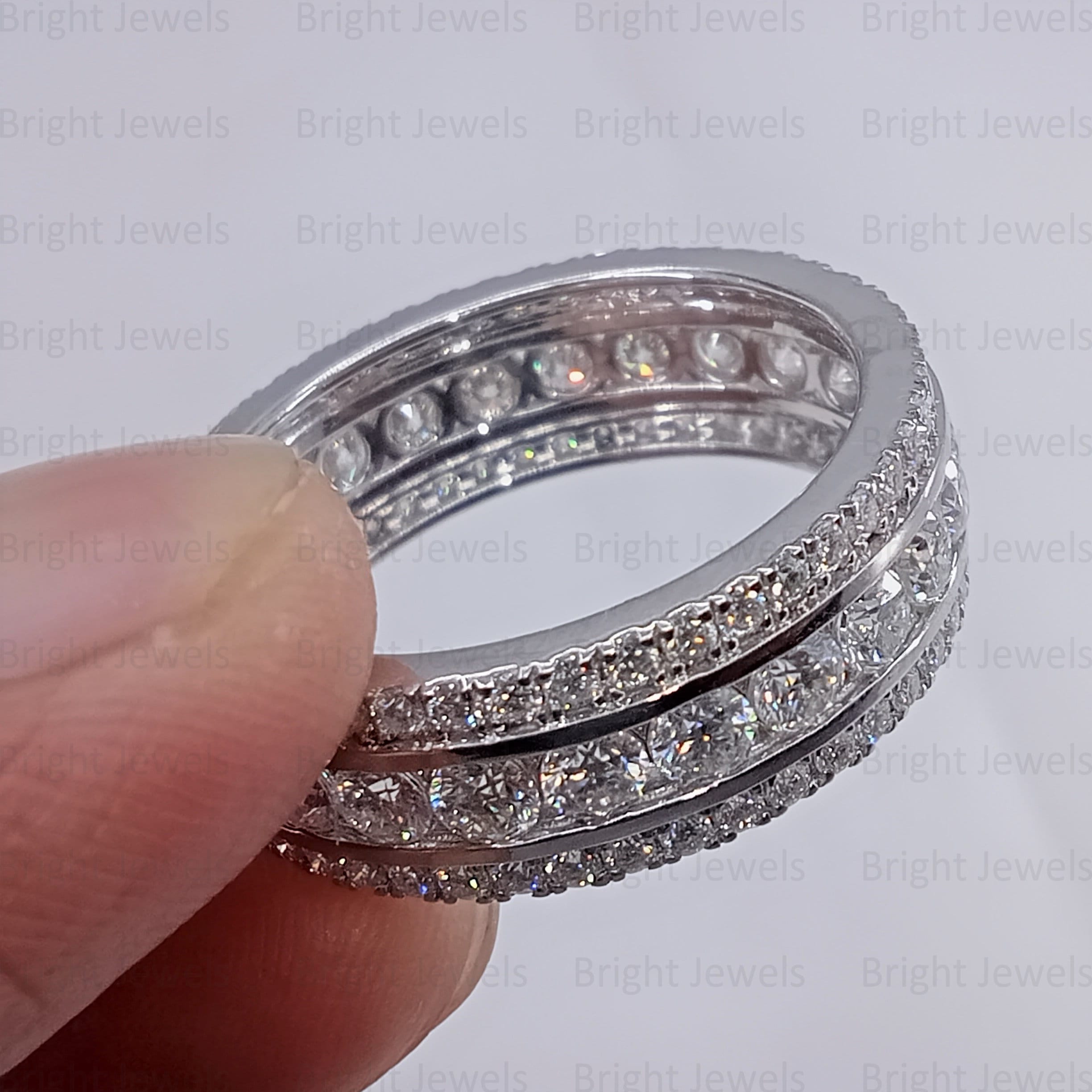  Classic Round Brilliant Cut Men's Eternity Band Ring